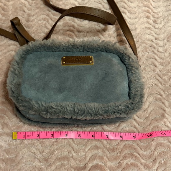 UGG Gray Shearling Fur-Trimmed Small Crossbody Bag with Wallet Card Slots - Picture 14 of 16